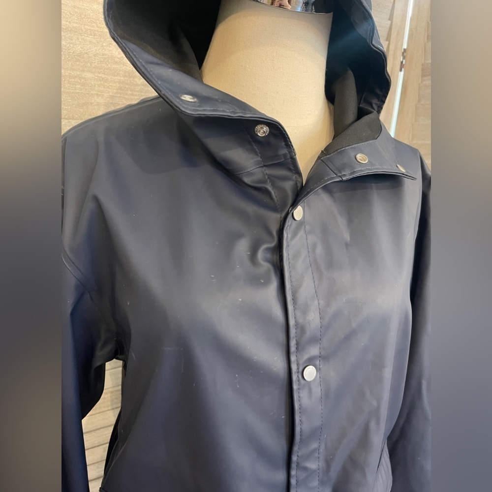 Herschel Navy Blue Women’s Rain Coat Size S - Picture 5 of 11